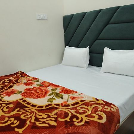 Rudraksha Hotel Varanasi Exterior photo